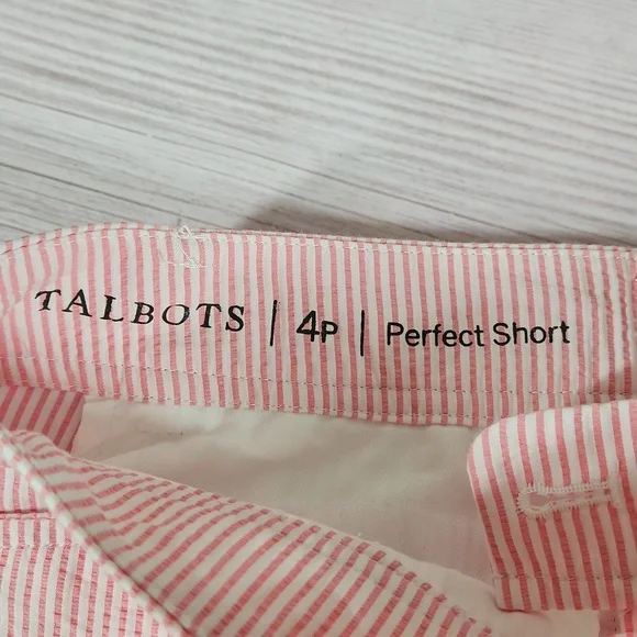 Talbots Seersucker Shorts - Picture 3 of 8
